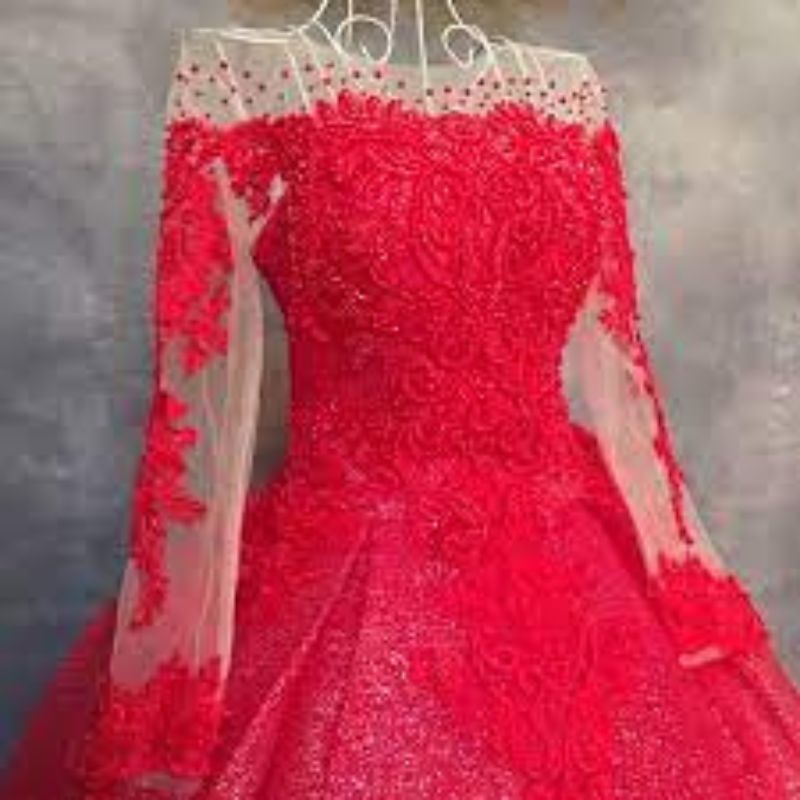 Váy cưới đỏ tối giản