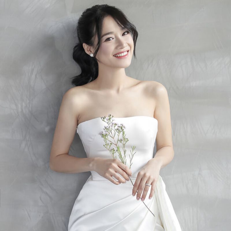 Váy cưới Hàn Quốc chất liệu lụa, ren - Váy cưới cô dâu - HappyWedding.vn
