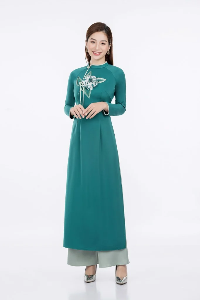 Áo dài Cẩm Tú – Tiệm áo dài đẹp tại Sài Gòn