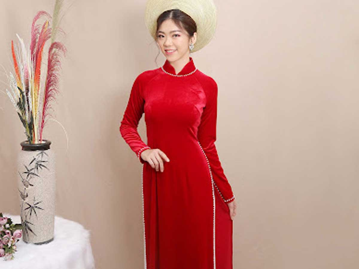 Lựa chọn màu sắc áo dài cưới đỏ phù hợp với từng vóc dáng